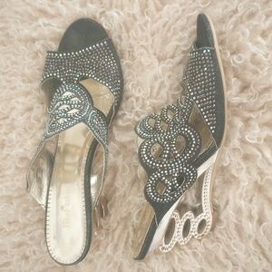 John Fashion Unique Pre-owned Heels Shoes Size 8